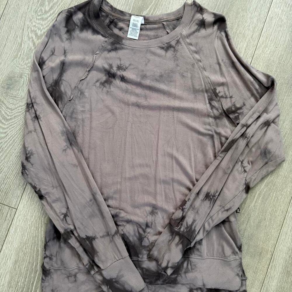 Brown tie dye long sleeve shirt